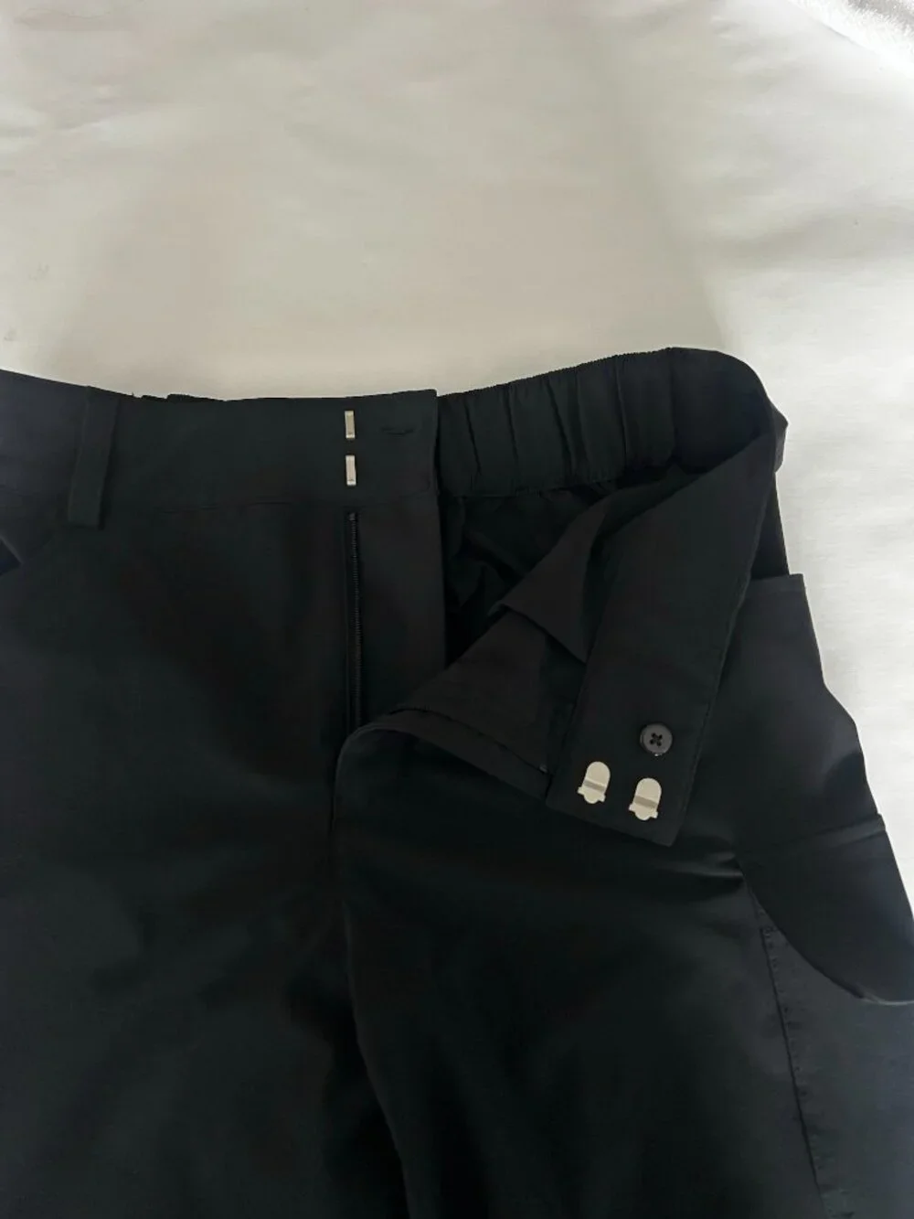 Alo Workwear Cargo Pant Size: XS | Color Black